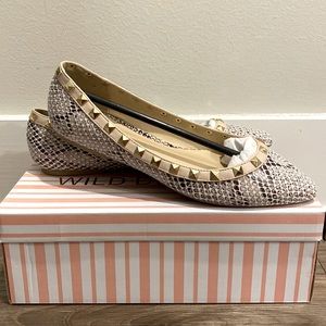 Wild Diva Pippa Snake Print Flats - 6.5